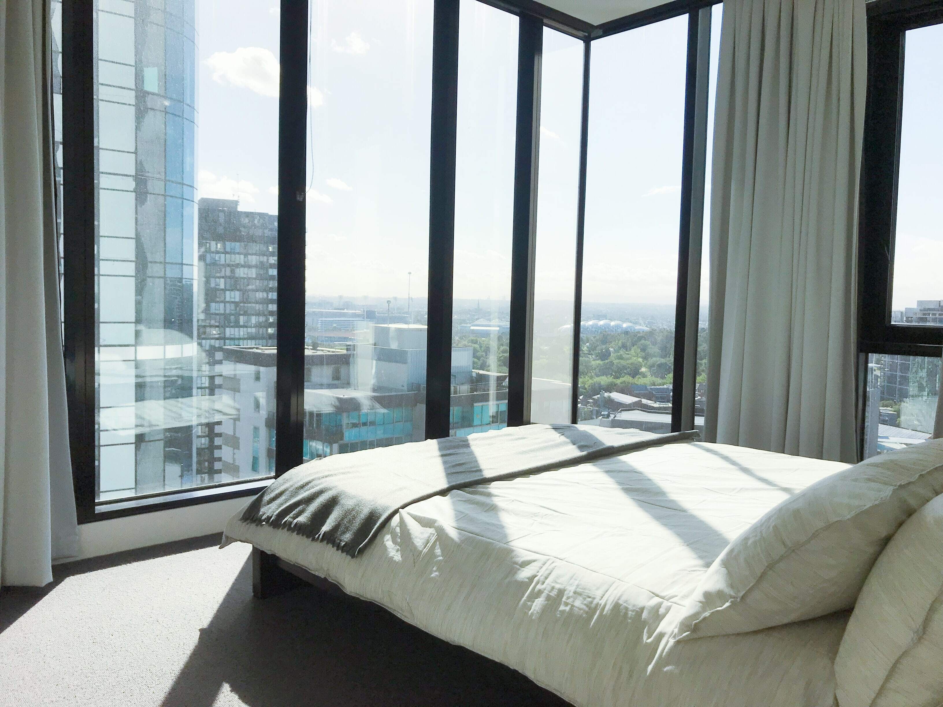 Southbank New Deluxe Apartment with city view & Free Parking