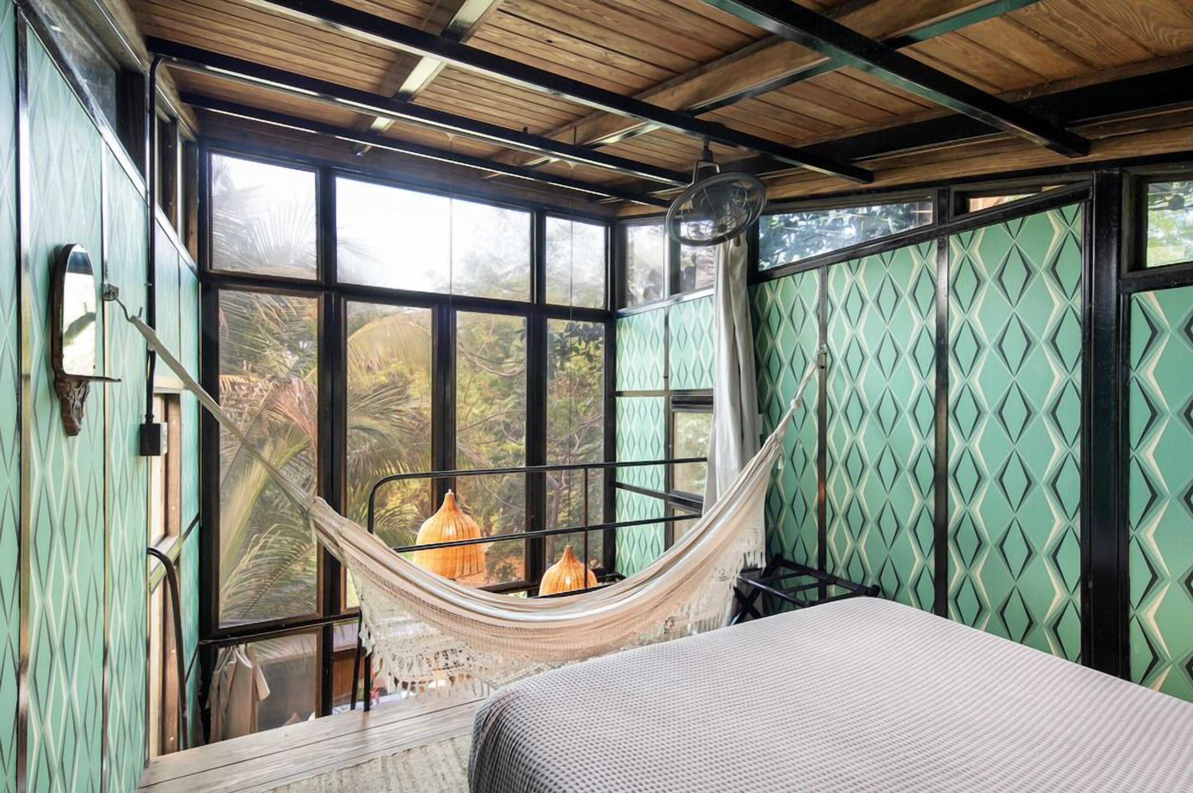 signature tree house, 1 queen bed, kitchen, garden view | 1 bedroom, premium bedding, down duvets, in-room safe