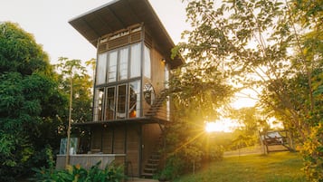 Luxury Tree House, 1 Queen Bed, Kitchen, Ocean View | 1 bedroom, premium bedding, down duvets, in-room safe