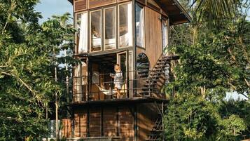 Luxury-Baumhaus, 1 Queen-Bett, Küche, Meerblick | 1 Schlafzimmer, hochwertige Bettwaren, Daunenbettdecken, Zimmersafe