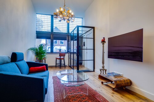 Monumental building, modern, cozy