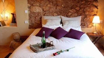 1 bedroom, iron/ironing board, travel crib, free WiFi