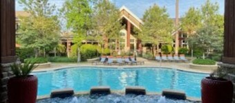 Belle Grande 1 Chambre / 1 salle de bain Condo à The Woodlands