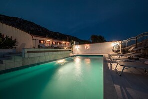 Piscina a l'aire lliure 