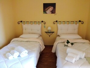 3 bedrooms, desk, iron/ironing board, travel cot