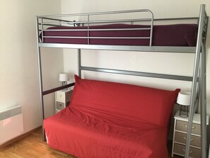 2 bedrooms, WiFi