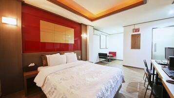 Free WiFi, bed sheets