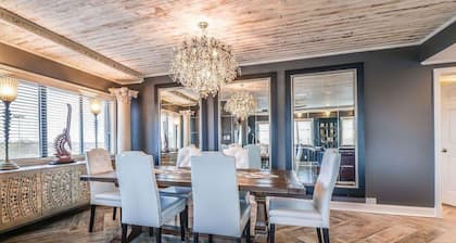 Paradiso - Divine Condo, Perfect Location Walkable to Everything Downtown