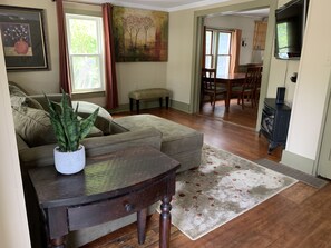 Smart TV - Summer And Track Season Rental (Saratoga Springs)