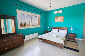 3 室のベッドルーム、アイロン / アイロン台、インターネット、ベッドシーツ