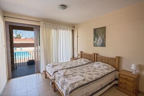 2 habitaciones, tabla de planchar con plancha, internet y ropa de cama 