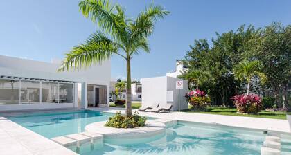 Premium Homes Puerto Morelos Beautiful, charming.