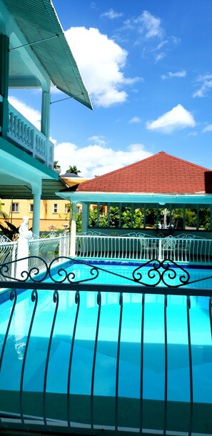 Piscine extérieure