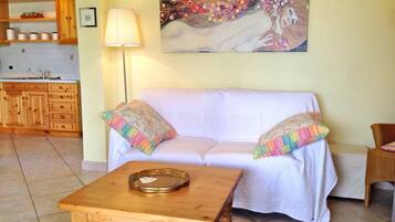 Télévision, livres, chaßne hi-fi