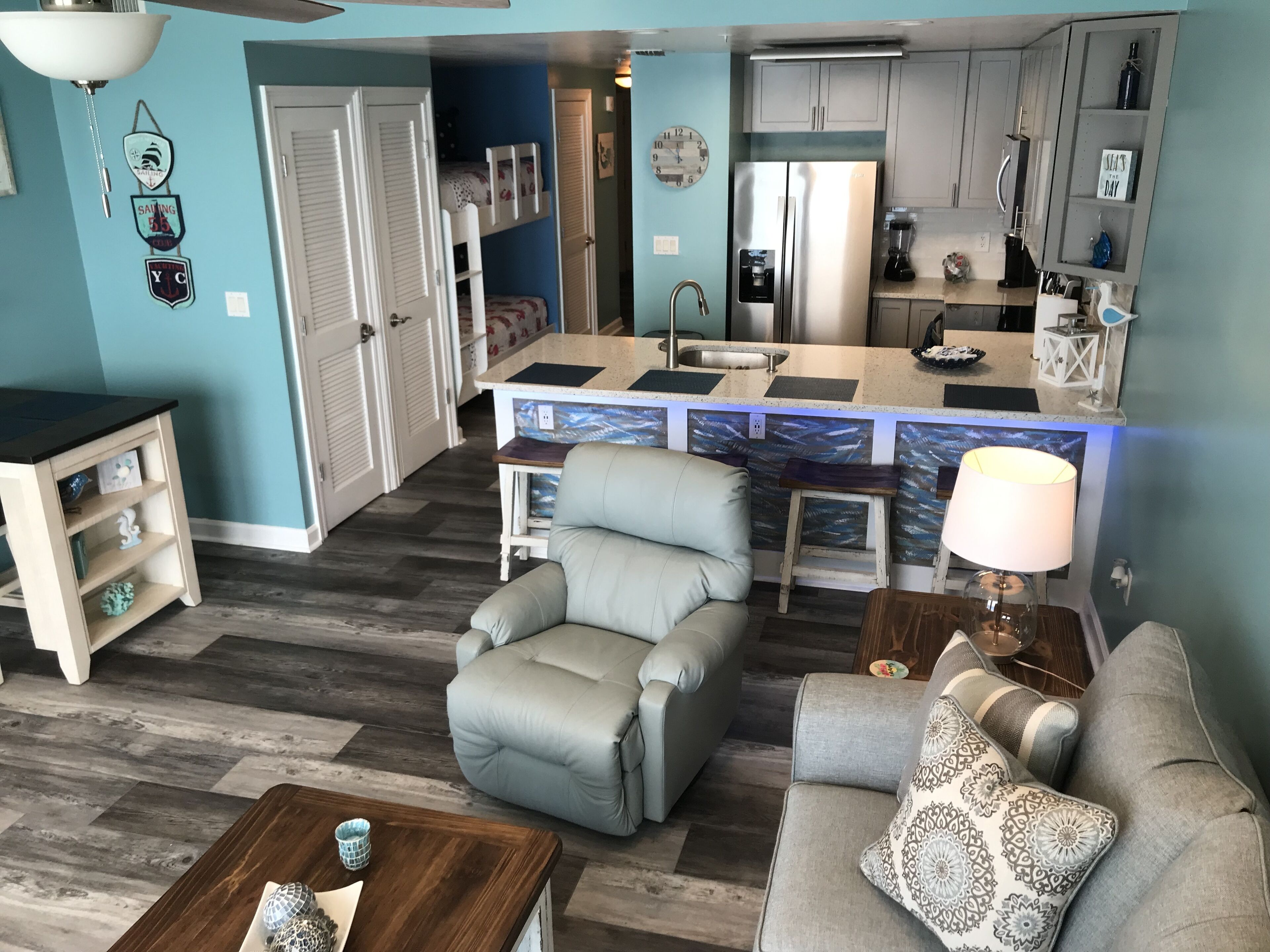 🌴 Fully renovated & amazing views of the gulf! Sleeps 6🌴