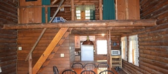PRIVATE Heated Indoor Pool! 5 mins to Hunter Mtn and Summer Festivals