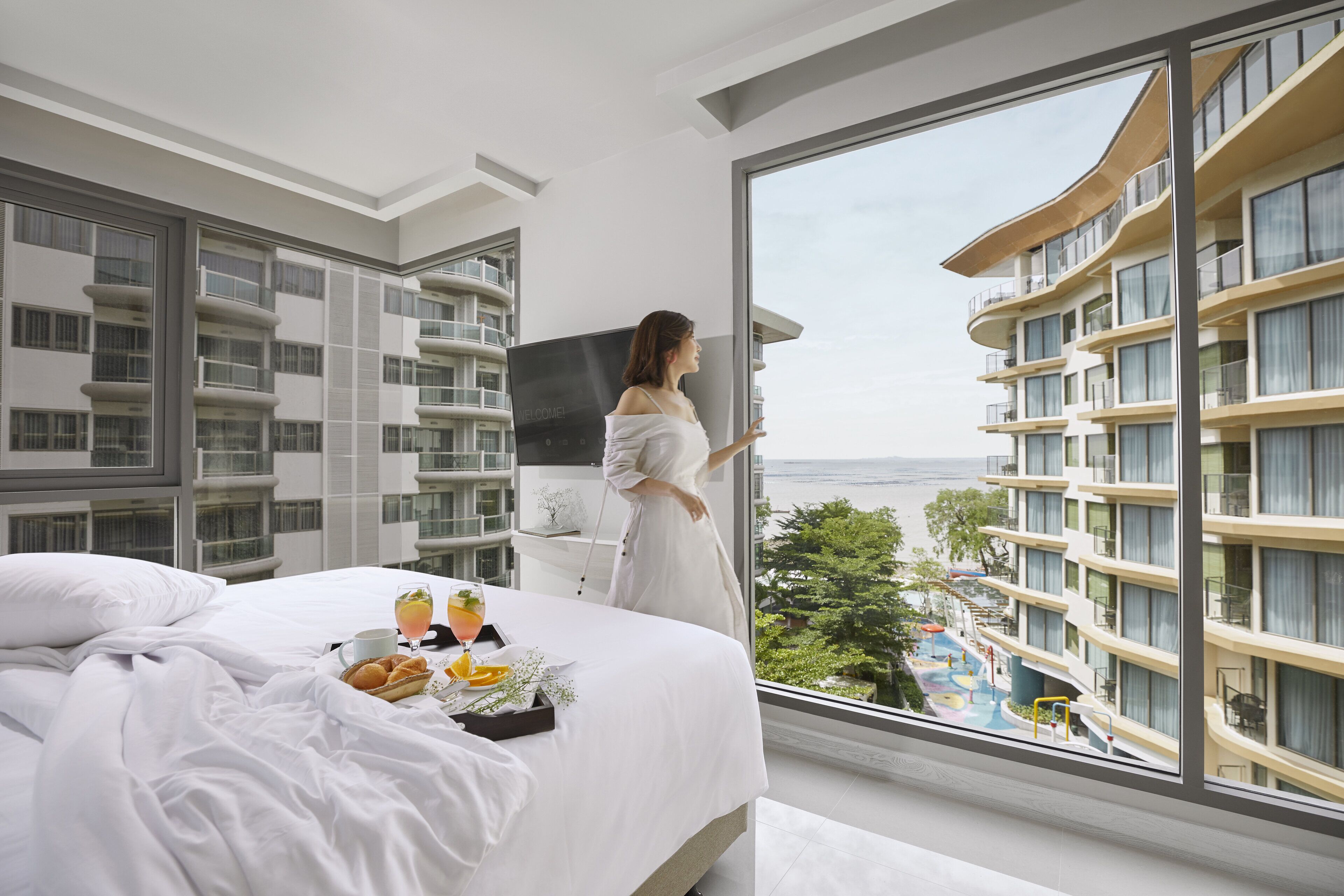 Room, 2 Bedrooms (Residence) | Minibar, in-room safe, blackout drapes, free WiFi