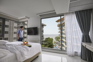 Quarto, 2 quartos (Residence) | Frigobar, cofres nos quartos, cortinas blackout, Wi-Fi de cortesia