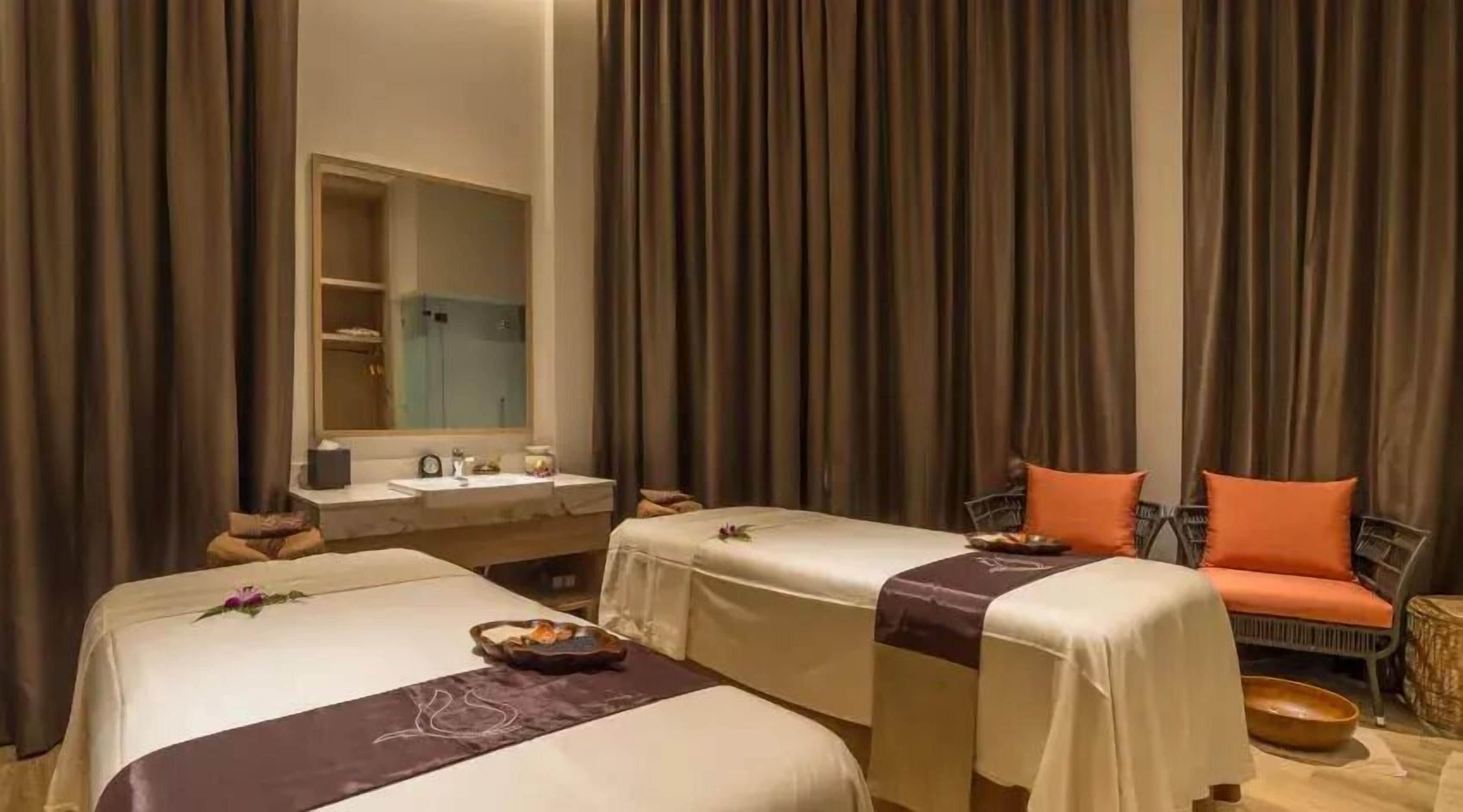 身体护理、芳香疗法、瑞典式按摩、泰式按摩、体膜护理、身体磨砂