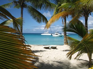 Beach -  2 Bedroom, 2 Bath Ground Level Condo (Punta Cana)