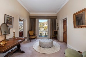 Luxury Suite | 1 bedroom, premium bedding, pillow-top beds, minibar - Prospect Country House (Richmond)