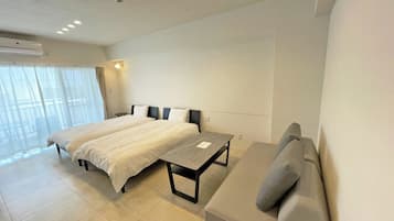 Driepersoonskamer, niet-roken (Medium, Western, 40.5sqm) | Individueel gedecoreerd, gratis wifi, beddengoed