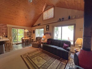 TV, fireplace, DVD player