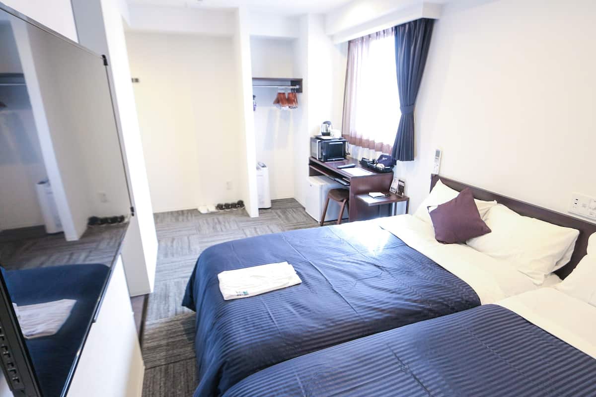 Individually decorated, desk, iron/ironing board, free WiFi