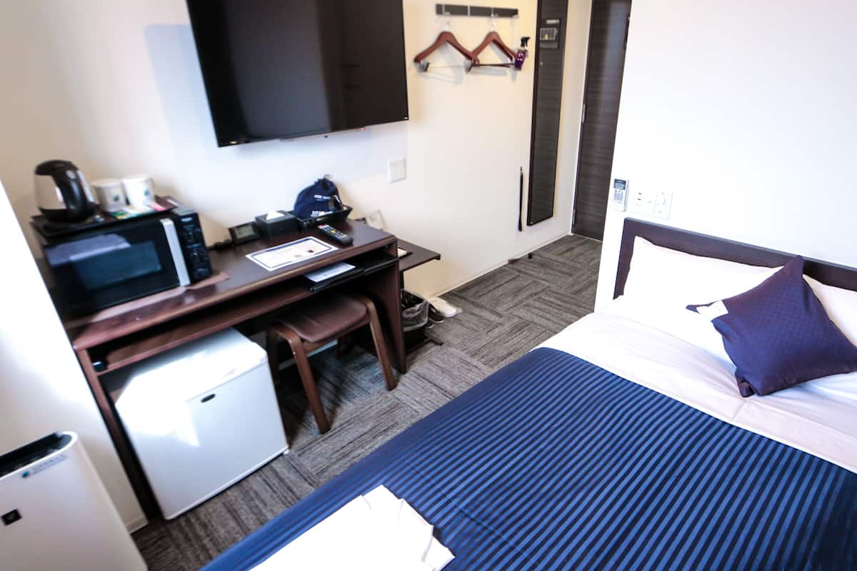 Individually decorated, desk, iron/ironing board, free WiFi