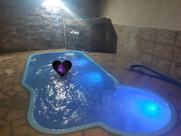Piscina externa, piscina aquecida