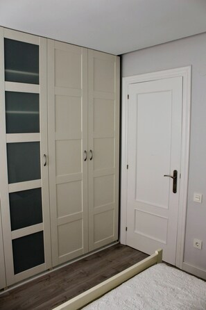 1 makuuhuone, silitysrauta/-lauta, ilmainen Wi-Fi, vuodevaatteet