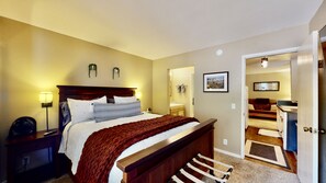 1 bedroom, iron/ironing board, free WiFi, bed sheets