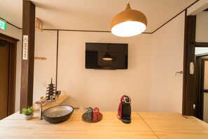 In-room dining - Karan Toji (Kyoto)