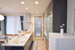 Private Vacation Home | Private kitchenette | Fridge, microwave, stovetop, cookware/dishes/utensils
