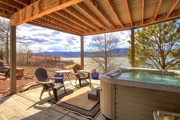 Terrace/patio - Perfect Lake and Mountain Views! (Monument)