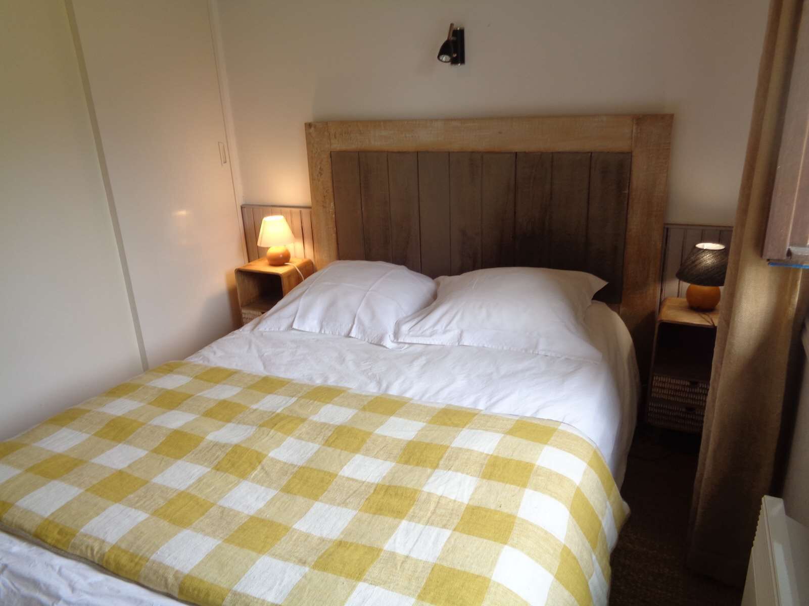2 Schlafzimmer, Bügeleisen/Bügelbrett, Reisekinderbett, Bettwäsche