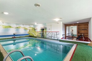 屋内プール