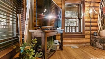 TV, fireplace, DVD player, stereo