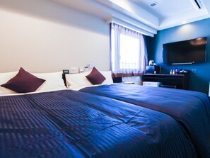 Iron/ironing board, free WiFi - Hotel Livemax Shinsaibashi East (Osaka)