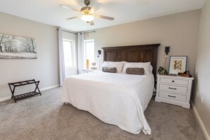 9 chambres, fer et planche à repasser, Wi-Fi gratuit, draps fournis