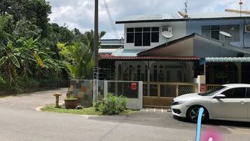 Bagian depan properti