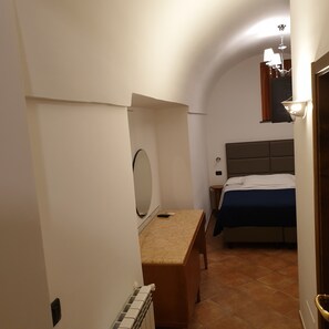 1 makuuhuone, silitysrauta/-lauta, vauvan matkasänky, ilmainen Wi-Fi