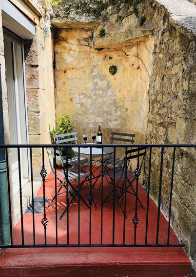 Spacious 2 bedroom apartment with stunning views