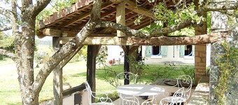 House - Farmhouse Cottage