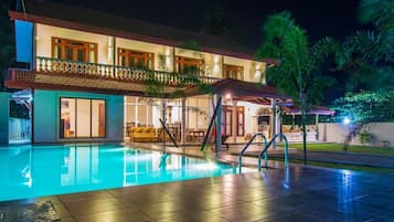 Front of property - evening/night