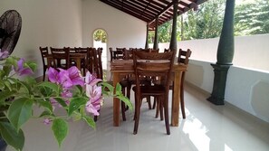 Interior - Turtle paradise villa & restaurant (Kosgoda)