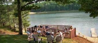 Traverse City 15 min to downtown, On-site Rentals, Pet Friendly, AC