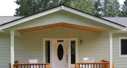 5 Acres of Solitude, Restful paikka nuorentaa, kesä tai talvi