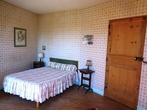 8 bedrooms, iron/ironing board, travel cot, free WiFi - FAMILY HOUSE 20-22 people (La Bâtie-Neuve)