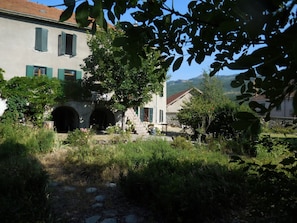 Exterior - FAMILY HOUSE 20-22 people (La Bâtie-Neuve)